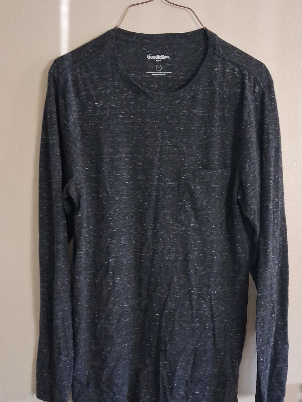 Goodfellow & Co Heathered Dark Gray Long-Sleeve Pocket Tee